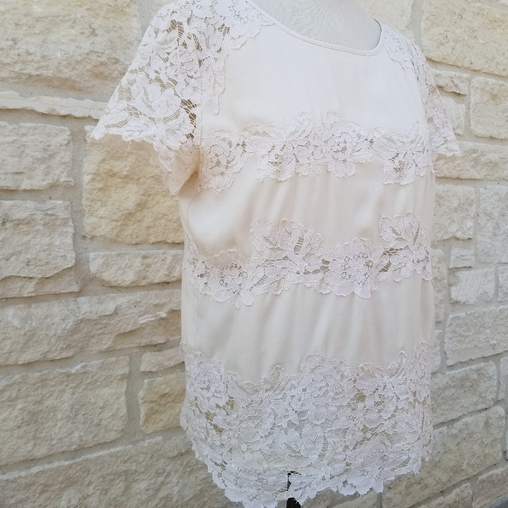 Ann Taylor Lace Cream Blouse size Large